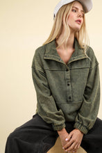 Load image into Gallery viewer, NT11902-Mineral Washed Button Down Knit Sweatshirt Top