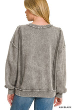 Load image into Gallery viewer, Halo Snow Washed F/terry Exposed-seam Sweatshirt