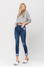 Load image into Gallery viewer, HIGH RISE DISTRESSED CLEAN CUT CROP SKINNY
