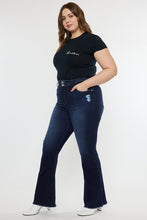 Load image into Gallery viewer, Plus High Rise Double WB Fray Hem Flare Jeans
