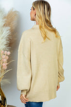 Load image into Gallery viewer, Long Sleeve Solid Knit Top
