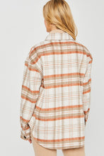 Load image into Gallery viewer, Plaid Bust Pocket Shacket
