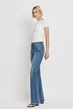 Load image into Gallery viewer, High Rise Slant Hem Flare Jeans
