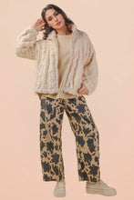 Load image into Gallery viewer, Fuzzy Fleece Cozy Cable Pattern Zip Up Jacket
