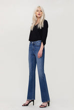 Load image into Gallery viewer, High Rise Stretch Slim Bootcut
