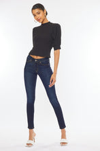 Load image into Gallery viewer, Mid Rise Basic Super Skinny Jeans
