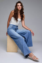 Load image into Gallery viewer, Medium Wash Clean Super Soft 33" Inseam Wide leg
