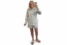 Load image into Gallery viewer, Stripe woven shorts
