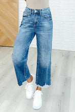 Load image into Gallery viewer, Megan High Rise Rigid Magic Wide Leg Crop Jeans
