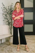 Load image into Gallery viewer, Lizzy Smock Top in Red and Pink Floral
