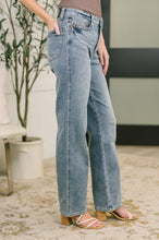 Load image into Gallery viewer, Sabrina High Waist TC Slim Straight

