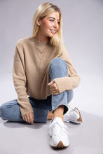 Load image into Gallery viewer, Mock Neck Pullover
