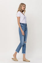 Load image into Gallery viewer, Knee Slit Frey Hem Crop Straight
