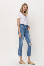 Load image into Gallery viewer, Knee Slit Frey Hem Crop Straight
