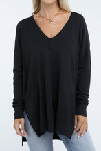 Load image into Gallery viewer, Hi-Low Hem Front Seam Sweater
